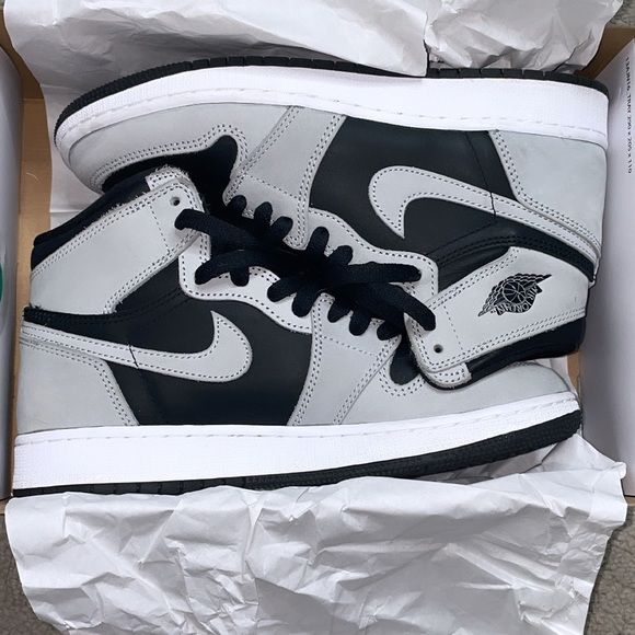 AIR JORDAN SHADOW GREY UA