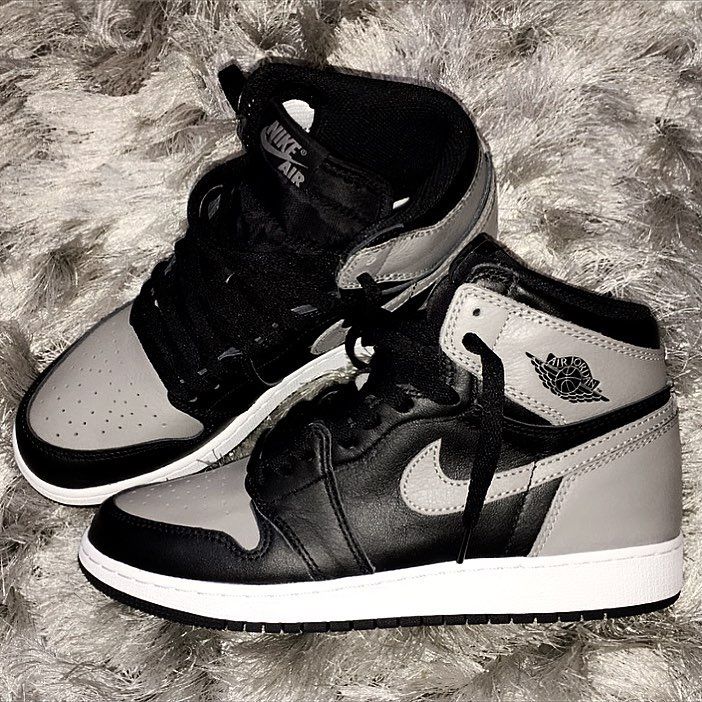 AIR JORDAN SHADOW GREY UA